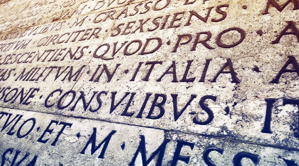 Darstellung der Namen bedeutender Schriftsteller, die das Römische Reich in ihren Werken thematisiert haben. Darstellung der Namen bedeutender Schriftsteller, die das Römische Reich in ihren Werken thematisiert haben.